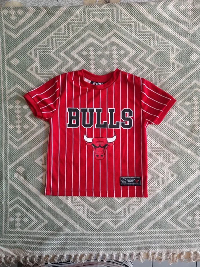 T-shirt nba bulls