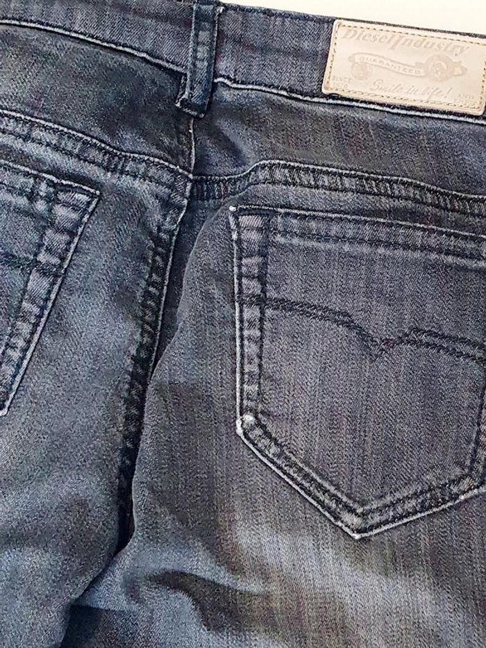 Jeans Diesel - 16A - photo numéro 6