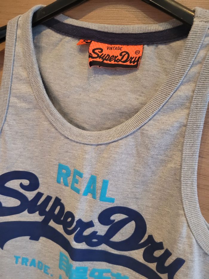 T- shirt Marcel superdry taille S - photo numéro 2
