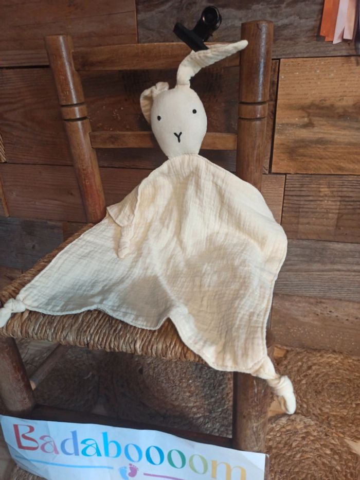 Doudou lapin gaze de coton tbe - photo numéro 4