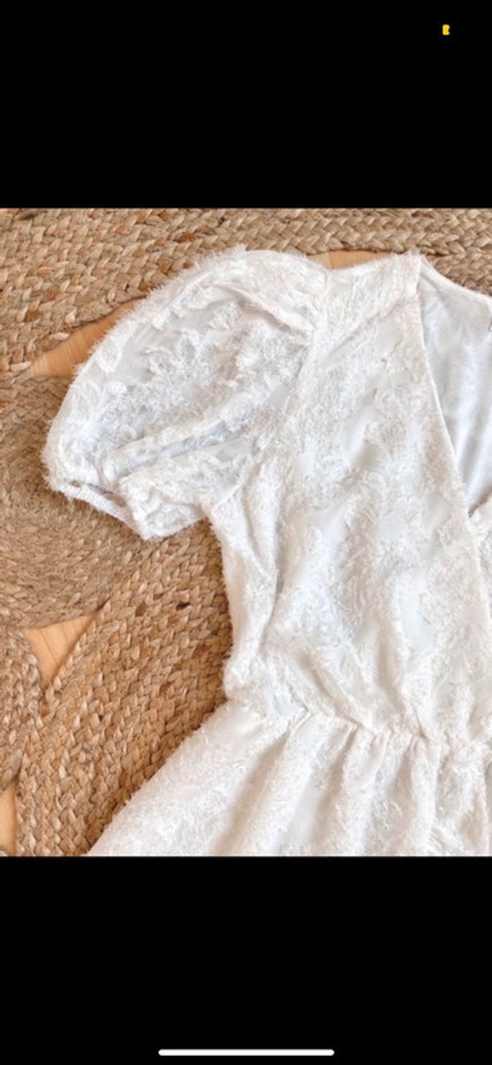 Robe blanche volante - photo numéro 4