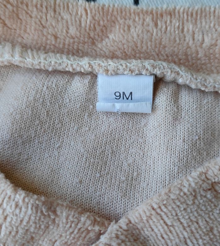 Pyjama en velours taille 9 mois - photo numéro 2