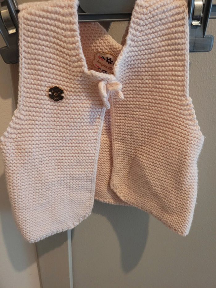 Boléro rose  bébé taille 9 mois marque Sergent Major