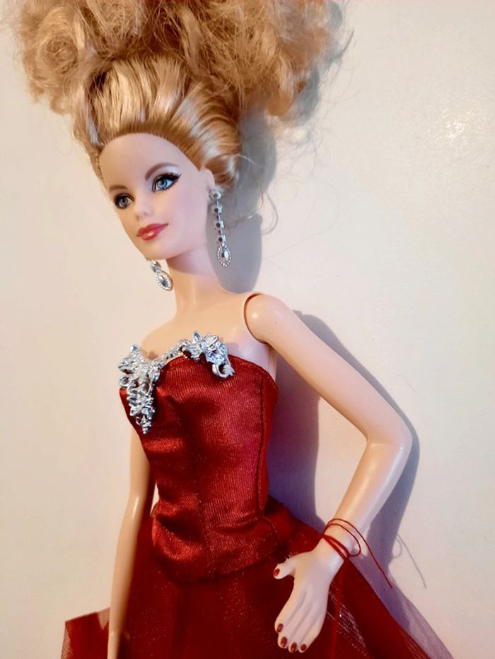 Barbie de Noël 🎄 édition limitée tbe #lora11jouet - photo numéro 2