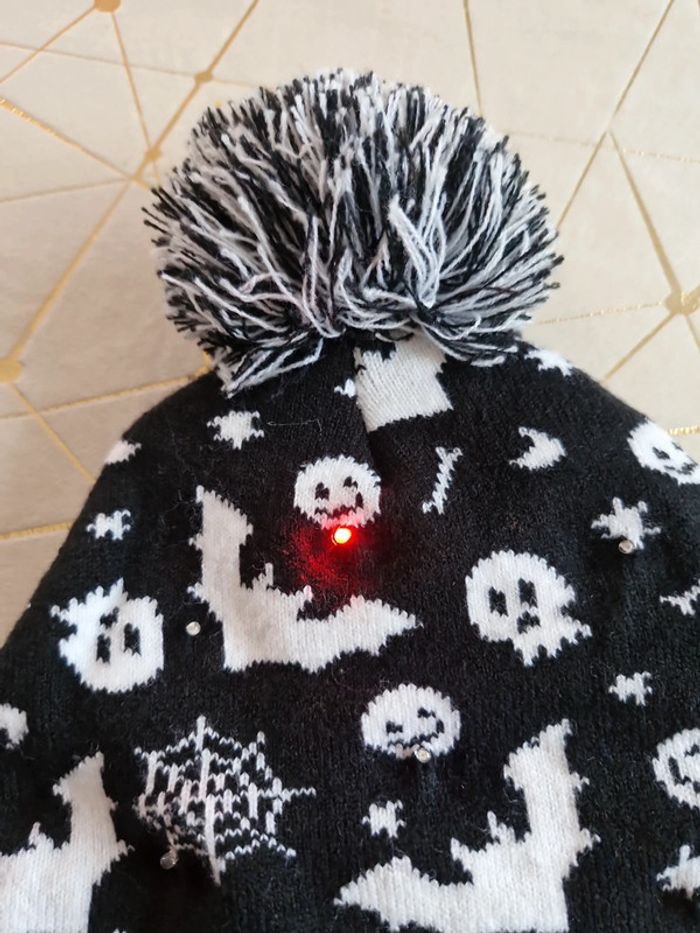 Bonnet lumineux neuf - photo numéro 3