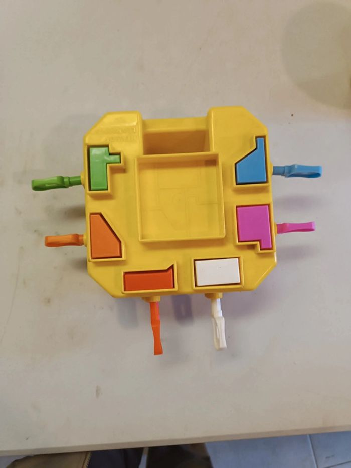 Jeux avec clés et formes - photo numéro 5