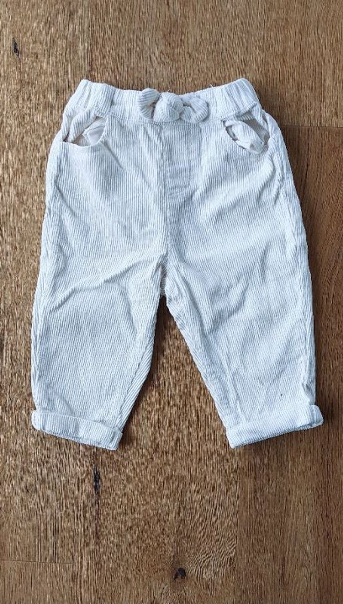 Pantalon velours ecru 12 mois