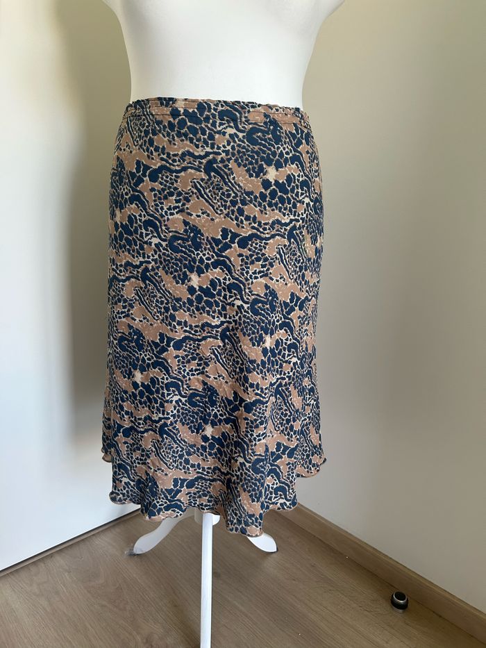 Jupe mi-longue bleu et beige - photo numéro 3