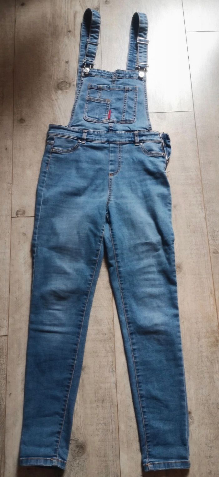 Salopette en jean - photo numéro 4