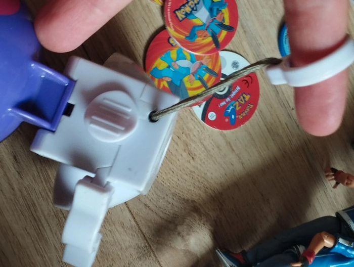 Lot pokémon Bandai et tomy Nintendo officiel - photo numéro 19