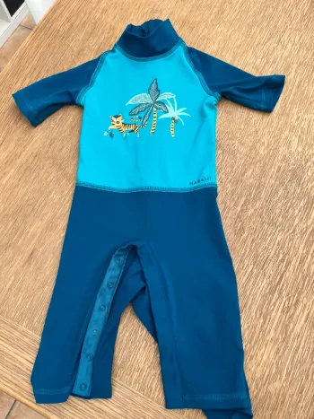 Combinaison anti-UV Decathlon