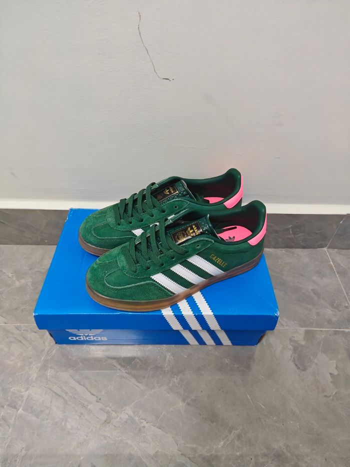 Adidas Gazelle indooe collegiate green lucid pink