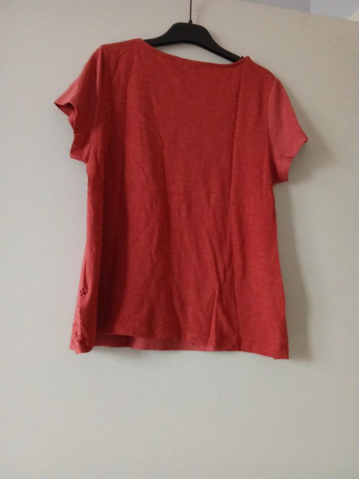 T-shirt rouge avec fleurs - Esmara - Taille 38/40 M/L - photo numéro 4