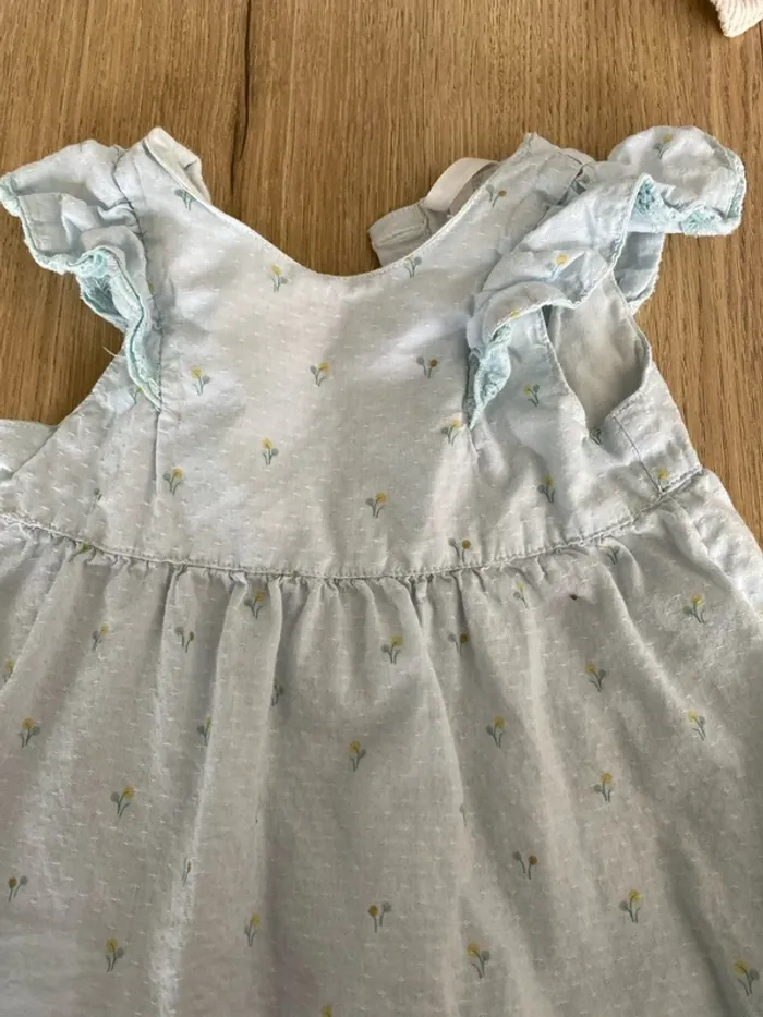 Robe 6 mois - photo numéro 3