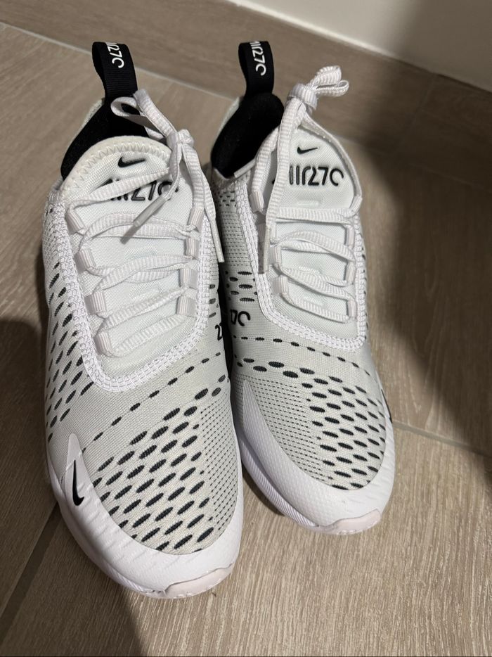 Basket W air Max 270 taille36,5 - photo numéro 6