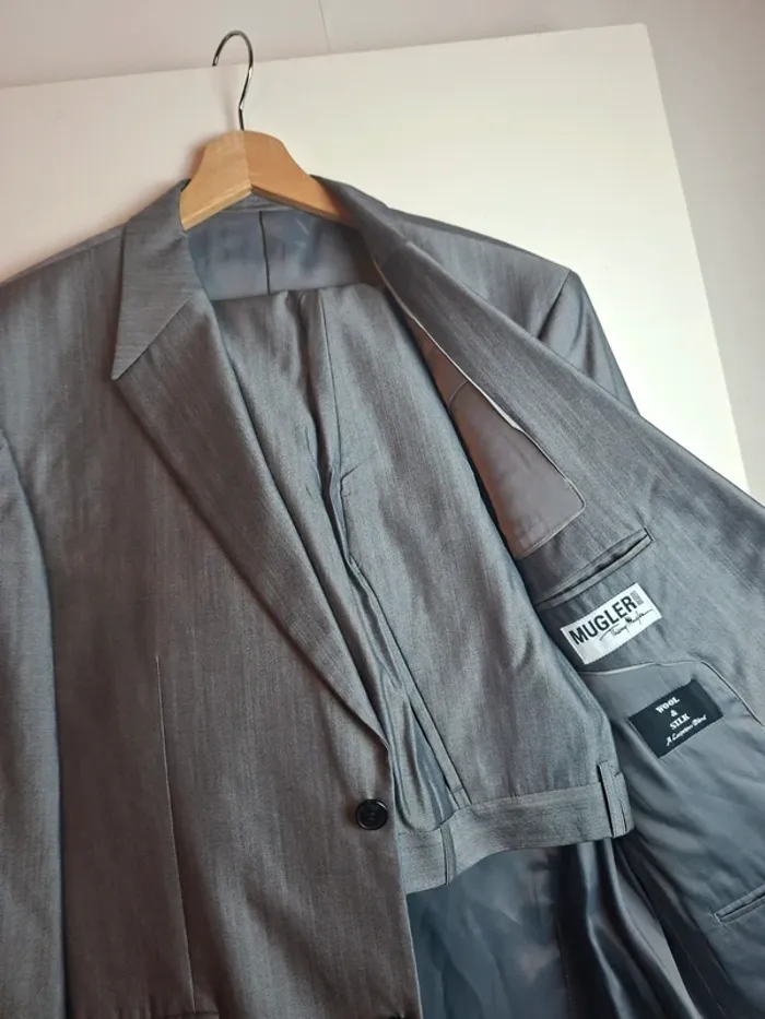 Costume Homme Thierry Mugler – 2 pièces (Veste 48 / Pantalon 44) - photo numéro 8