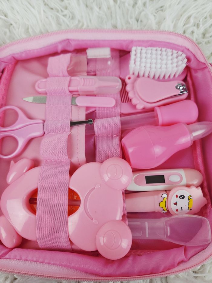 Kit de soin Tout en un pour bébé Neuf jamais servi marque Mon Petit Ange - photo numéro 5