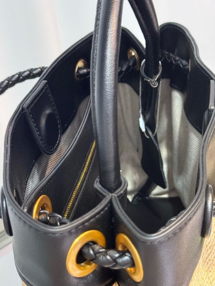 BOTTEGA VENETA Andiamo - photo numéro 5