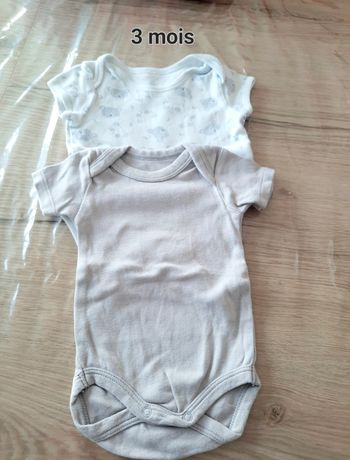 Lot de 2 bodys mixte