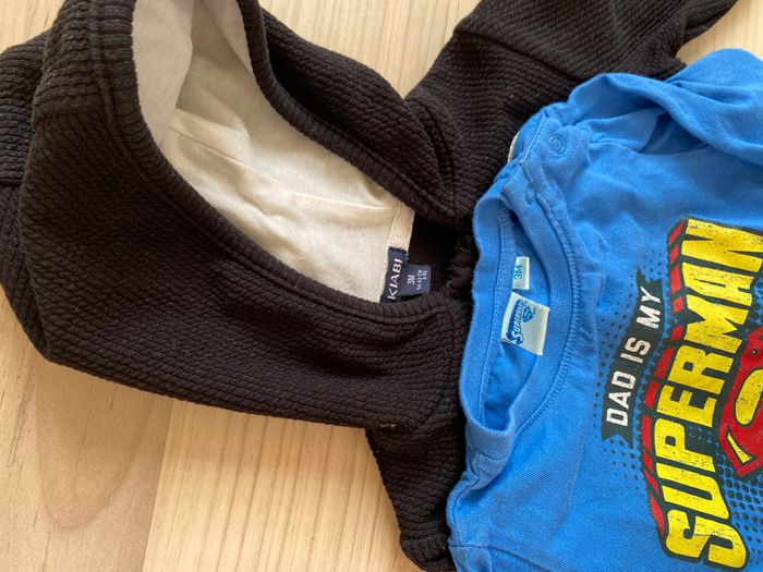 Lot t-shirt et veste à capuche - photo numéro 3