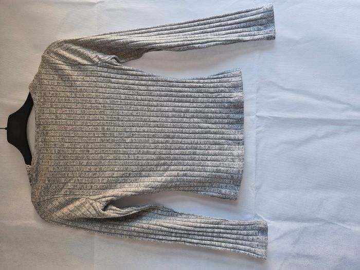 Pull XS Shein Gris dentelle - photo numéro 2