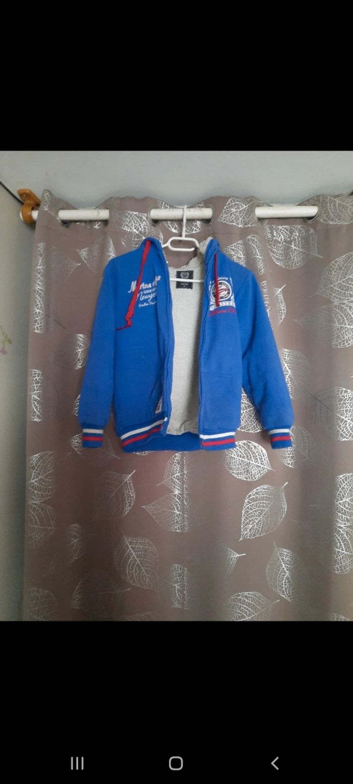 Veste  polaire à capuche 12ans - photo numéro 3