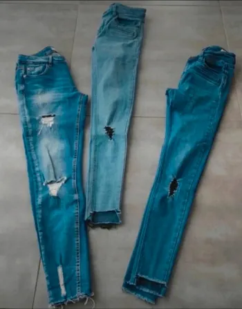Lot de 3 jeans bonobo et Pimkie très bon état taille xs