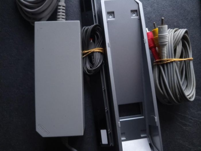 Nintendo - Wii - Console - photo numéro 8