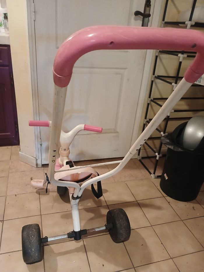 Tricycle smoby - photo numéro 5