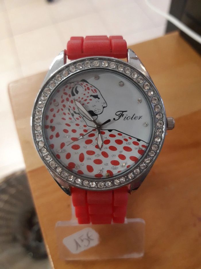 Montre - photo numéro 2