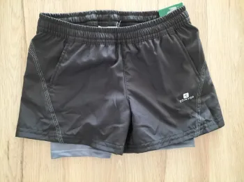 Short de sport neuf