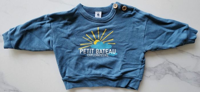 Pull bleu Petit Bateau 6 mois