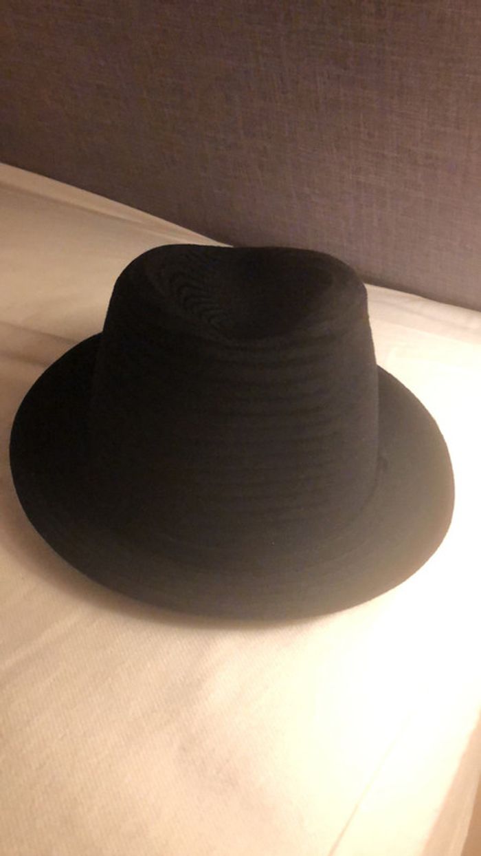 Chapeau