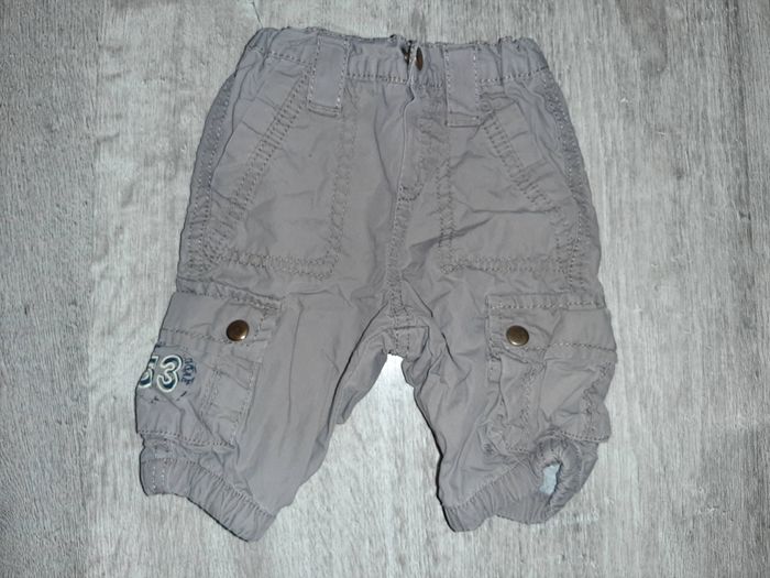 Pantalon 3 mois neuf