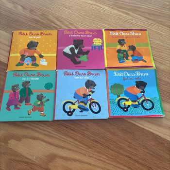 # lot 6 livres petit ours brun
