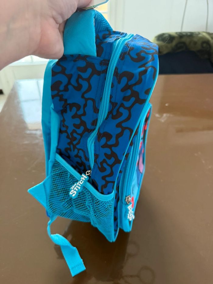 Sac à dos cartable neuf Disney stitch - photo numéro 2