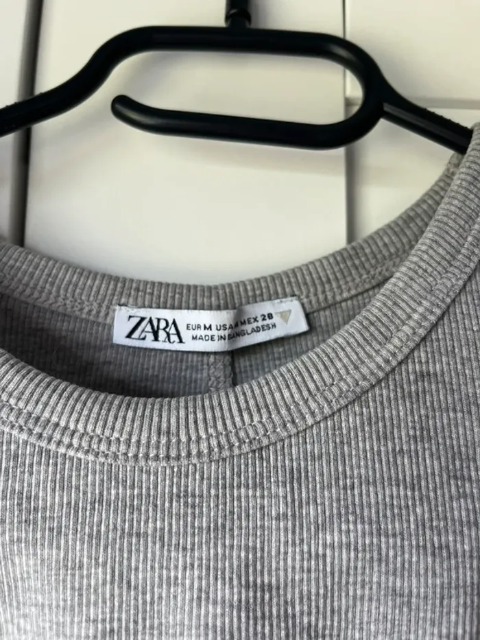 Débardeur gris - photo numéro 3