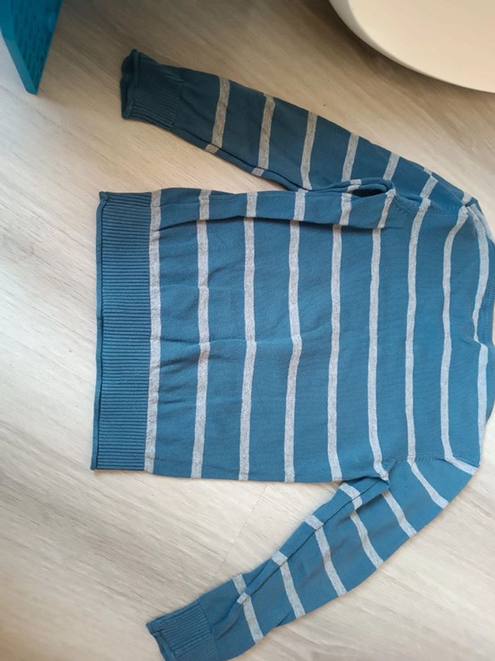 Pull tex 4 ans - photo numéro 2