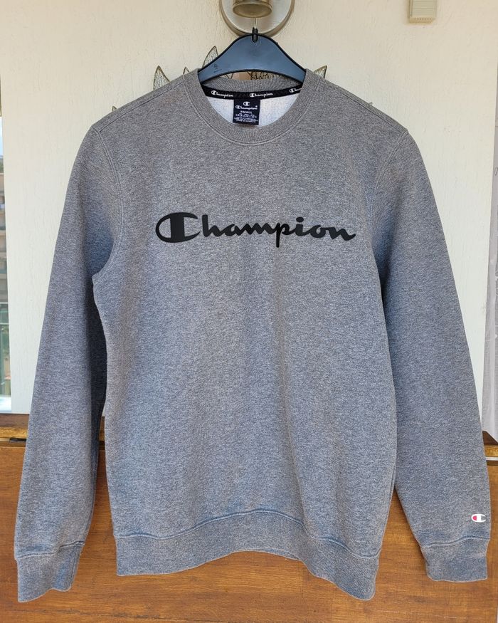 Champion Sweat ML TS- Gris Chiné-Gros logo Noir Devant-Coupe Droite en TBE - photo numéro 2