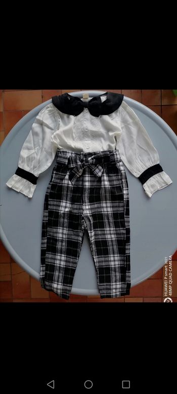 Ensemble élégant neuf bébé 24mois