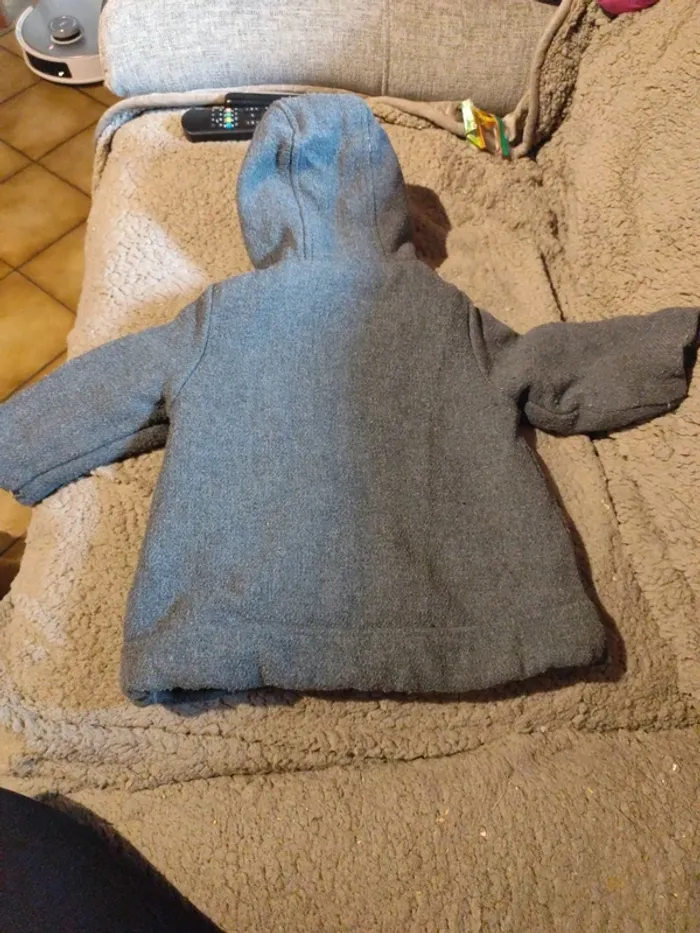 Manteau gris - photo numéro 4