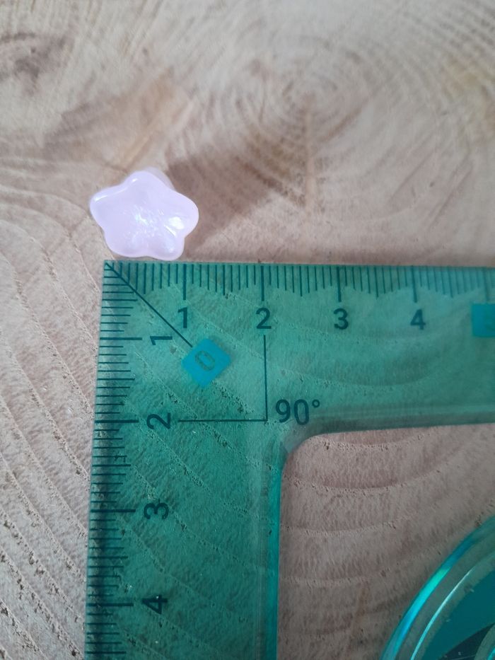 Lot de 50 perles en verre fleurs roses, marron et vertes - photo numéro 10