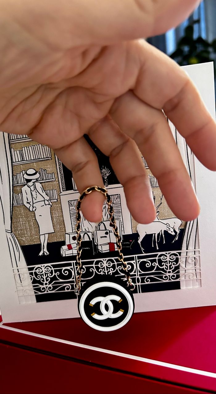 Sac miniature pour poupée Barbie, poupée similaire et maison de poupée - photo numéro 2