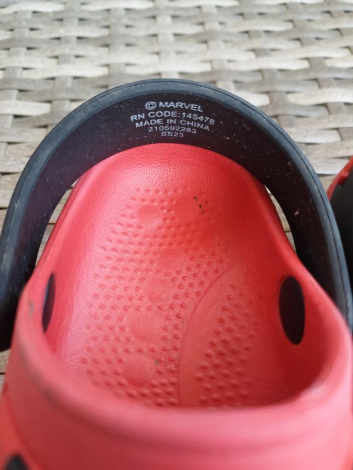 Sabots type crocks spiderman - photo numéro 2