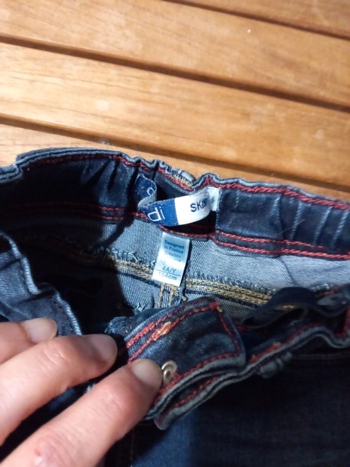 Jean skinny moustache usé T 4 ans 104 cm - photo numéro 2