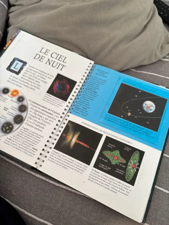 Livre l’univers - photo numéro 2