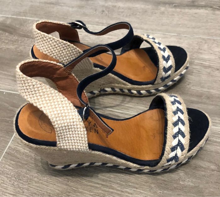 Jolies compensées espadrilles Molly Bracken taille 37 - photo numéro 8
