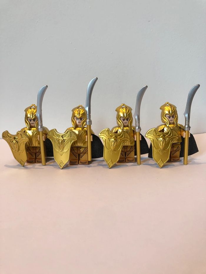Figurine type lego 4soldats elfes. le seigneur des anneaux