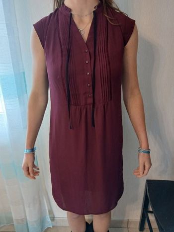 Robe courte à manches courtes