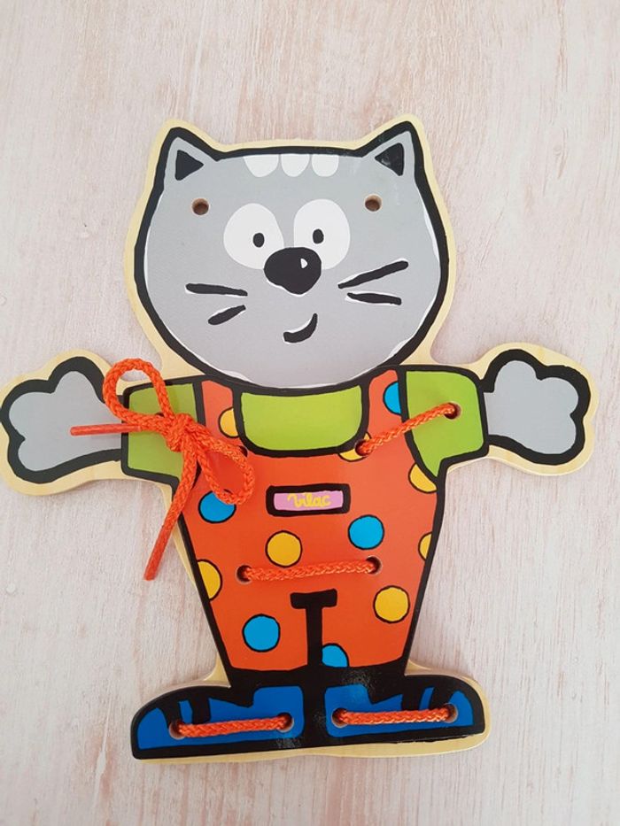 Chat en bois à lacer Je m'habille de Vilac - photo numéro 14